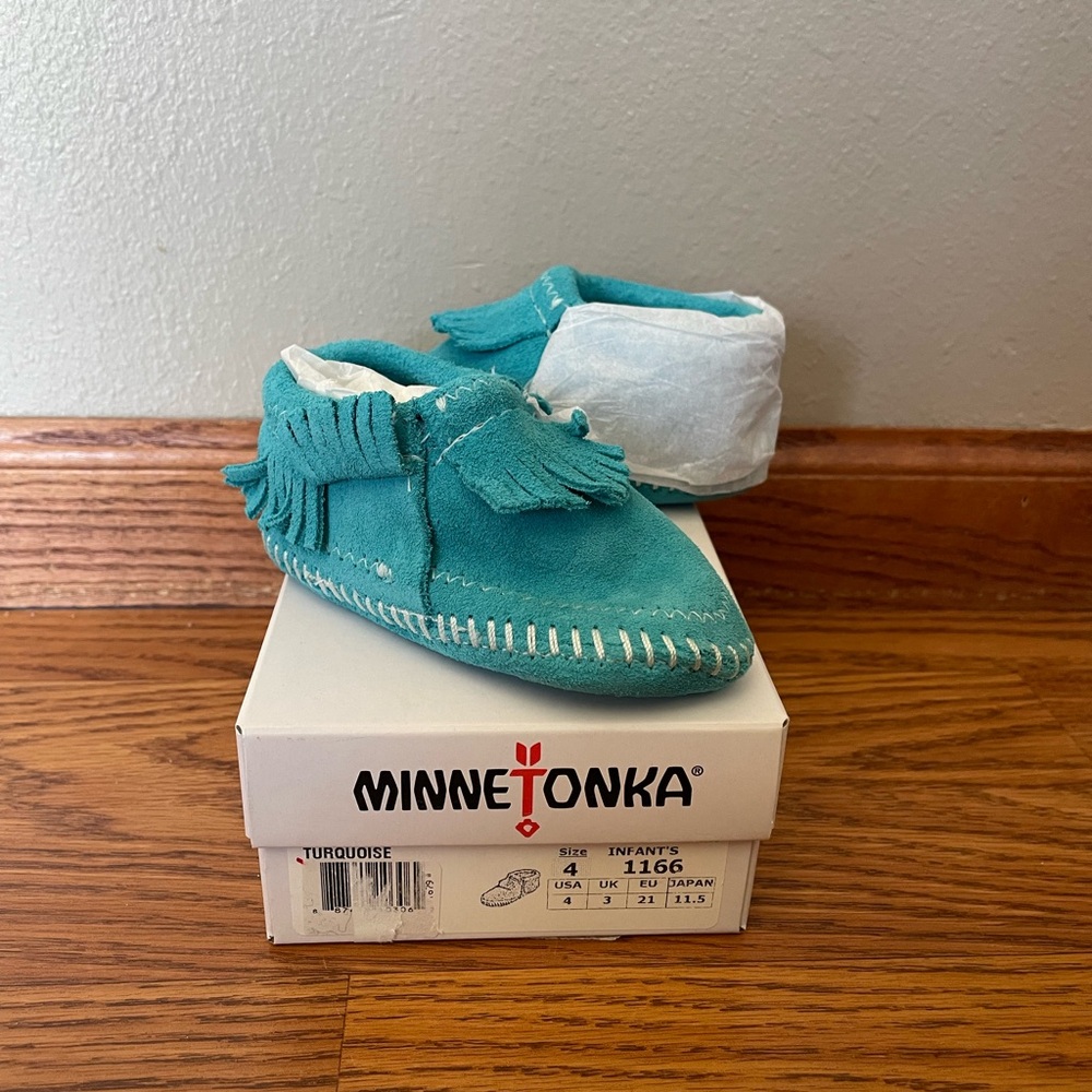 Brand New Infant Minnetonka Moccasins